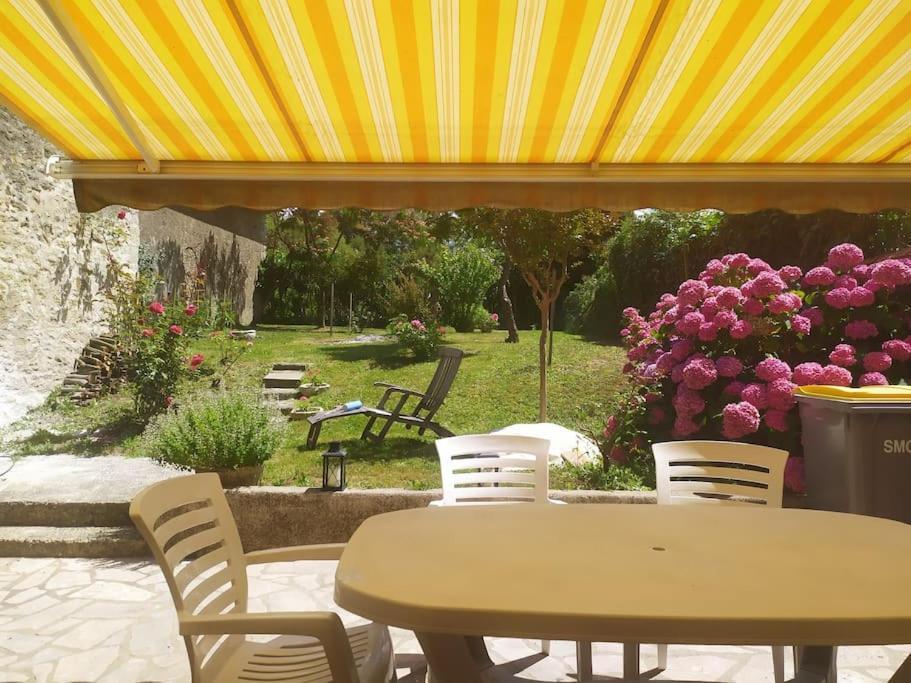 Logement Entier 3 Pieces Et Terrasse Mazieres-en-Gatine Extérieur photo