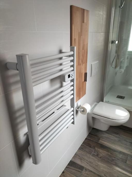 Logement Entier 3 Pieces Et Terrasse Mazieres-en-Gatine Extérieur photo